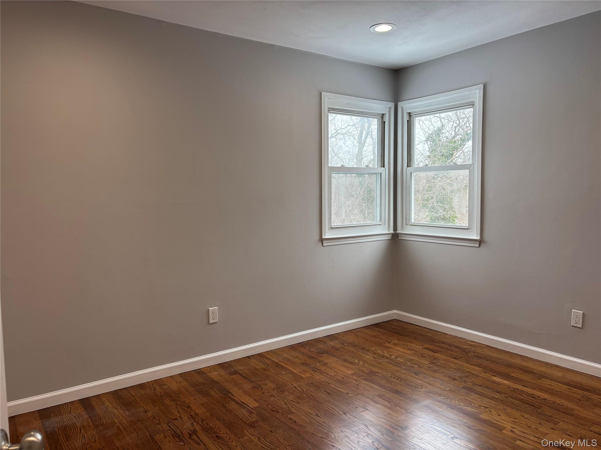 #8 photo, 3695 Jerusalem Avenue, Wantagh , NY 11735