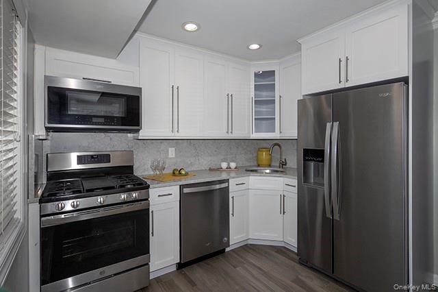 #2 photo, 516 Terrace, Bayport , NY 11705