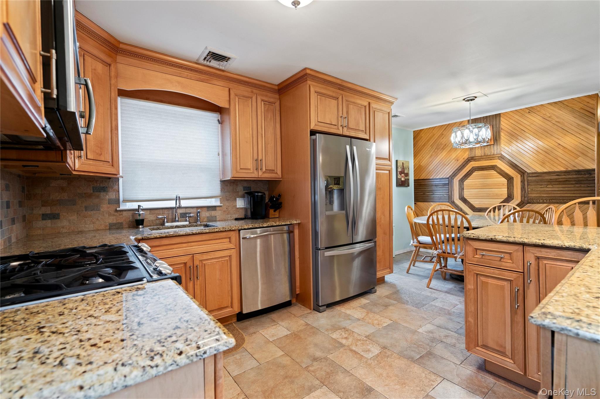 #4 photo, 128 Rule Street, Franklin Square , NY 11010