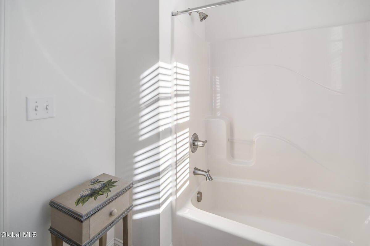 #12 photo, 23 Beacon Drive, Colonie , NY 12189