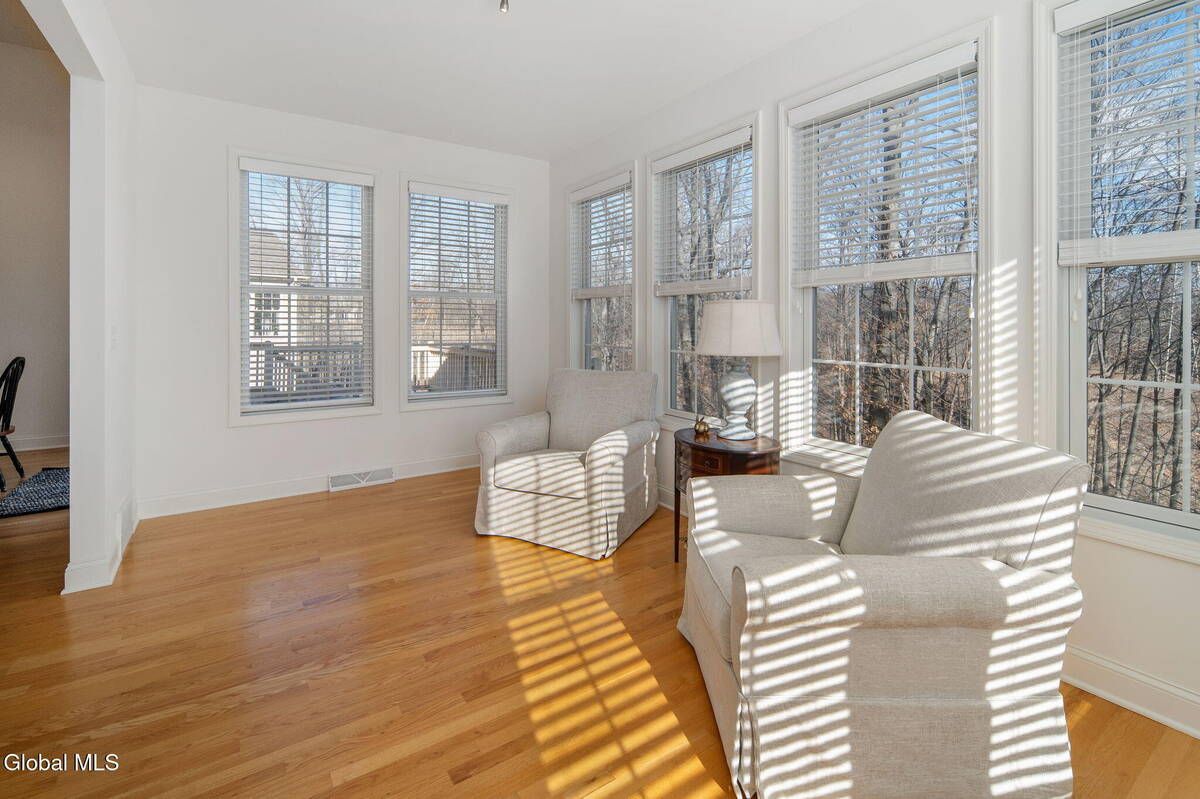 #23 photo, 23 Beacon Drive, Colonie , NY 12189