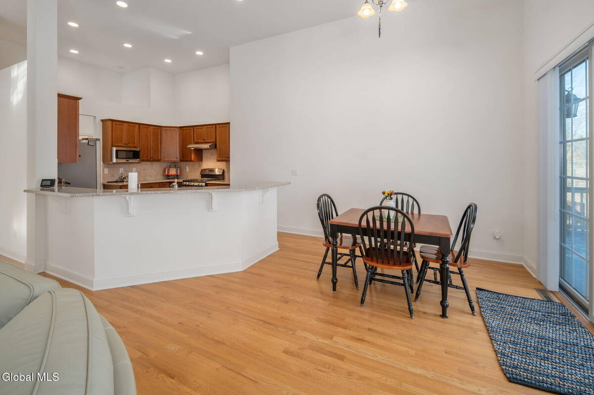 #25 photo, 23 Beacon Drive, Colonie , NY 12189