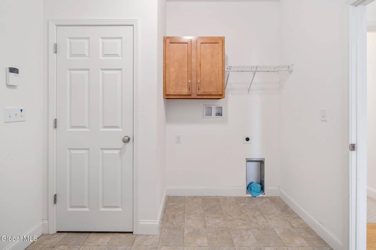 #39 photo, 23 Beacon Drive, Colonie , NY 12189