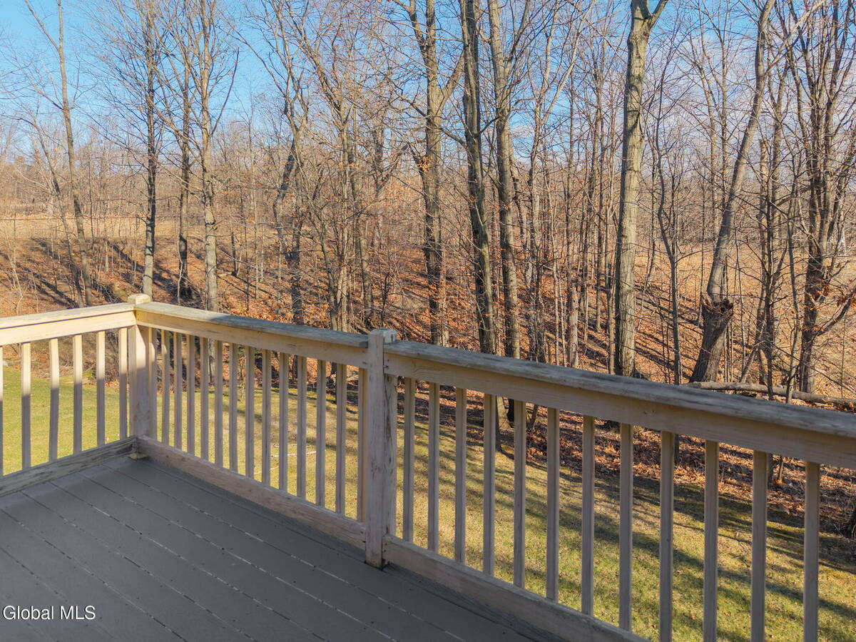 #47 photo, 23 Beacon Drive, Colonie , NY 12189