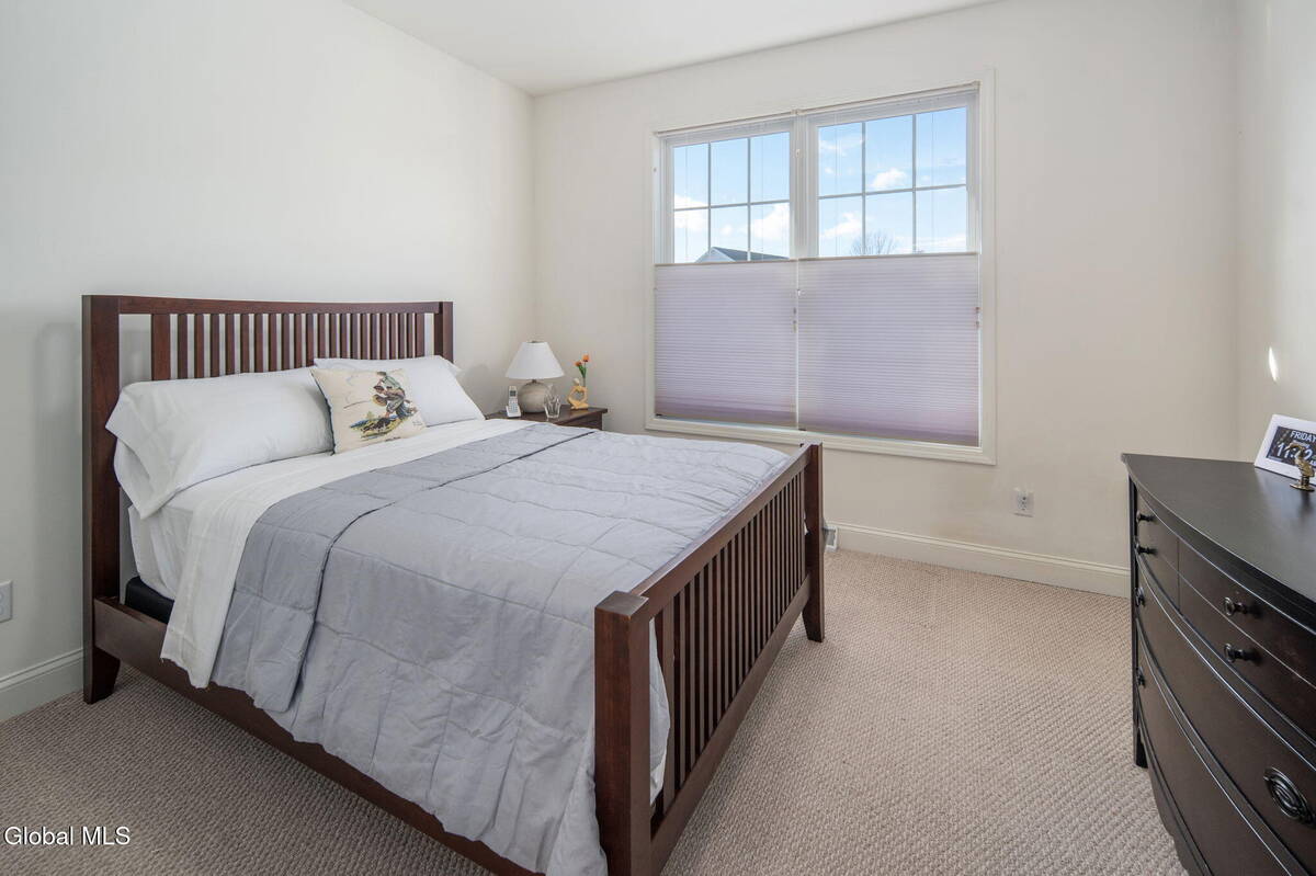 #8 photo, 23 Beacon Drive, Colonie , NY 12189