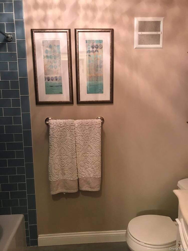 #10 photo, 91 Richmond Boulevard, #1B, Ronkonkoma , NY 11779