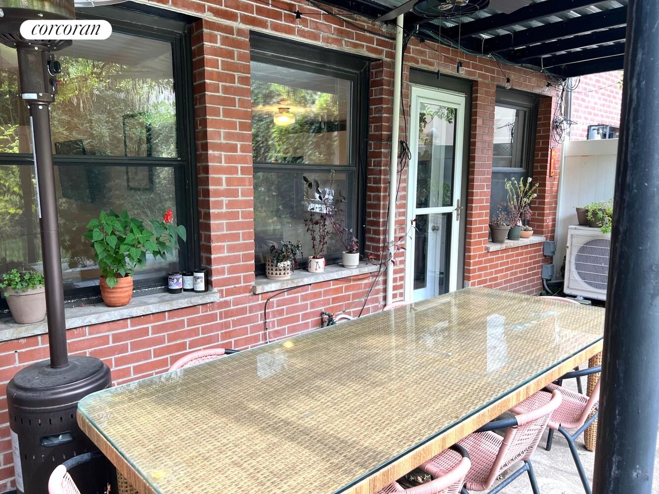 #20 photo, Brooklyn, Carroll Gardens , NY 11231