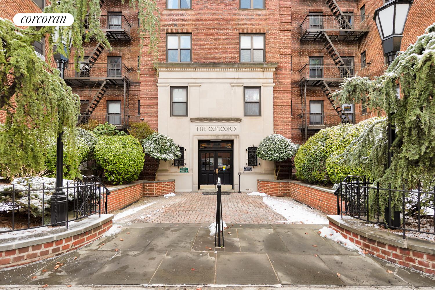 #10 photo, 25-40 31ST Avenue, Astoria , NY 11106