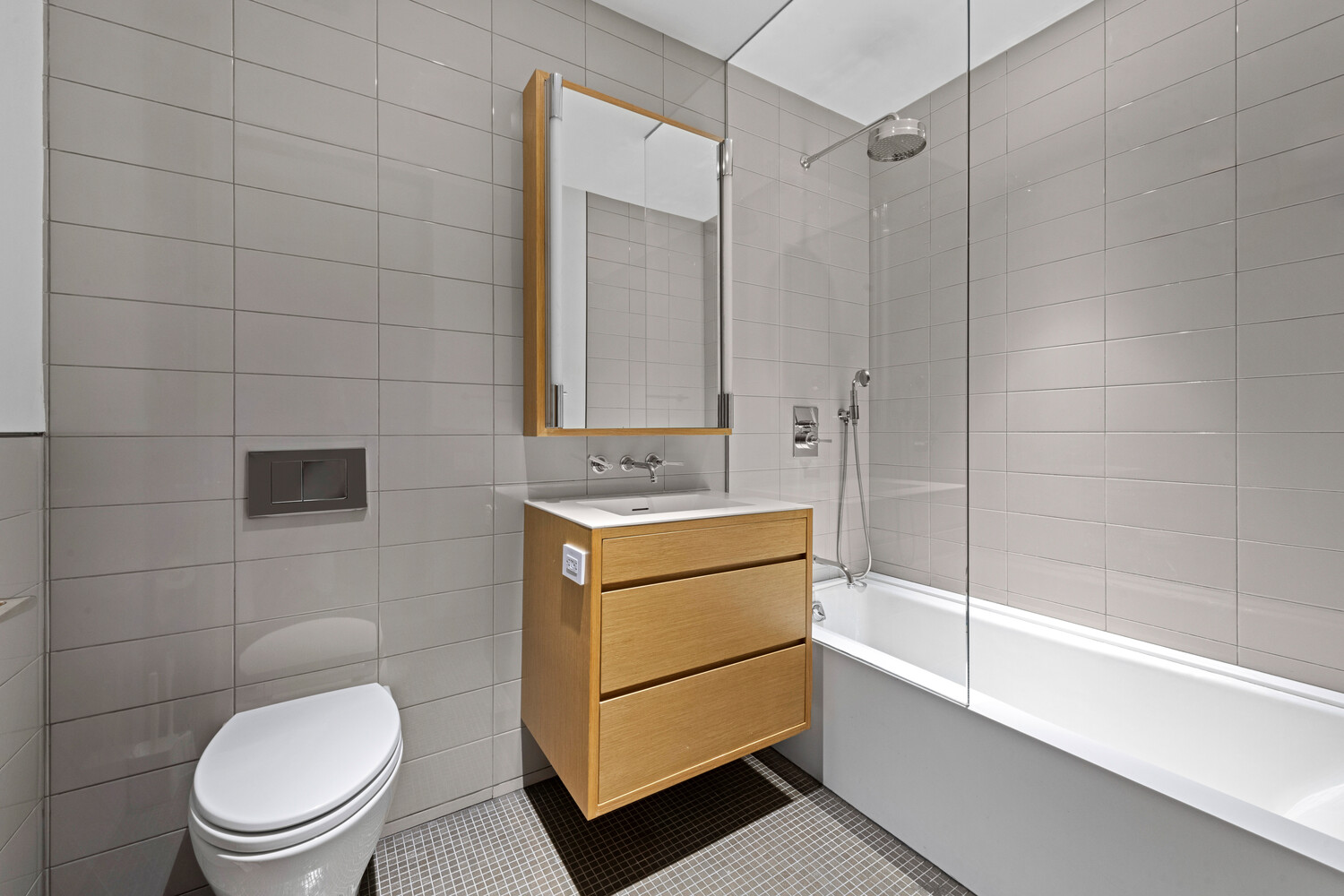 #13 photo, 71 READE Street, מנהטן Tribeca , NY 10007