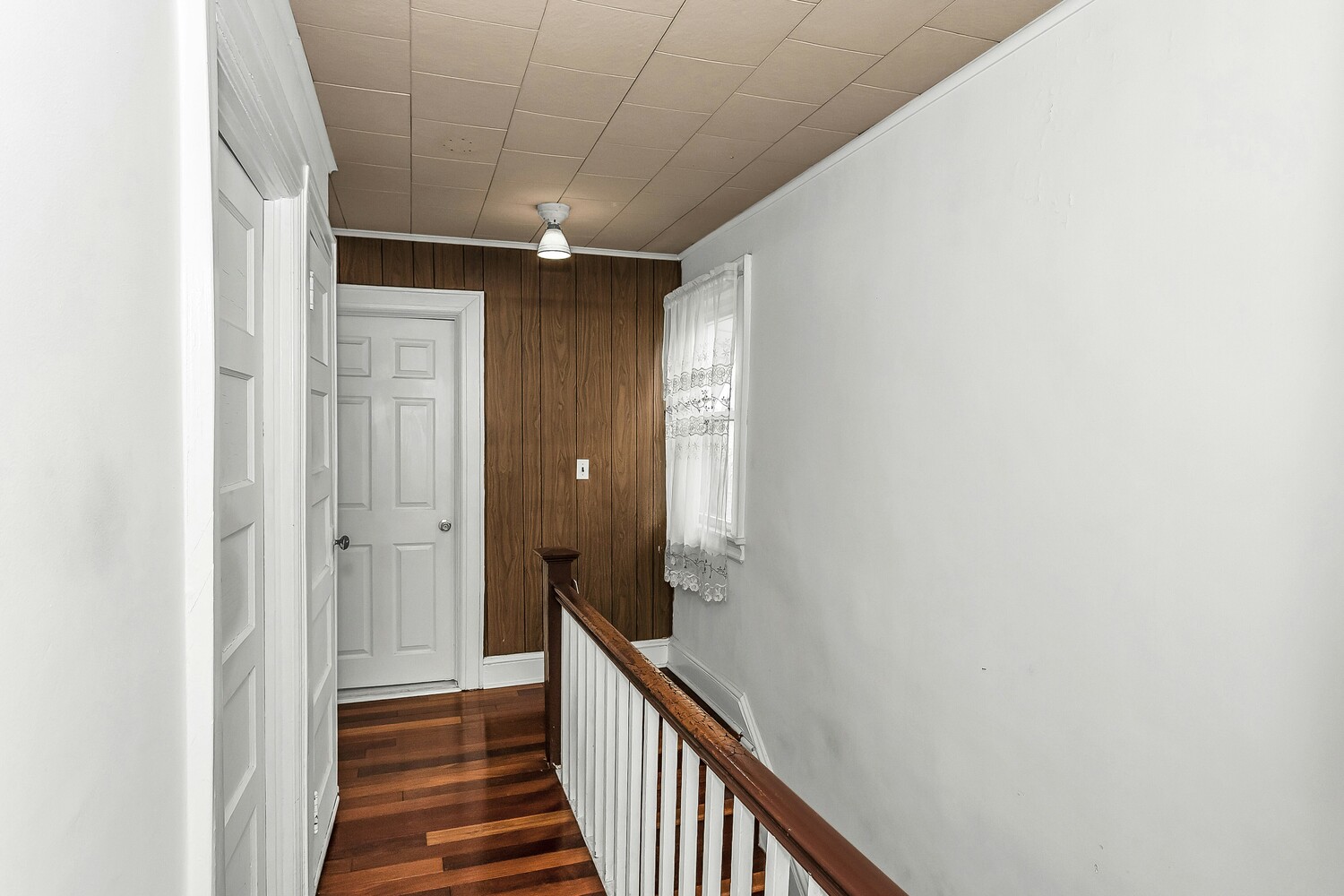 #15 photo, 148-28 87TH Avenue, Briarwood , NY 11435