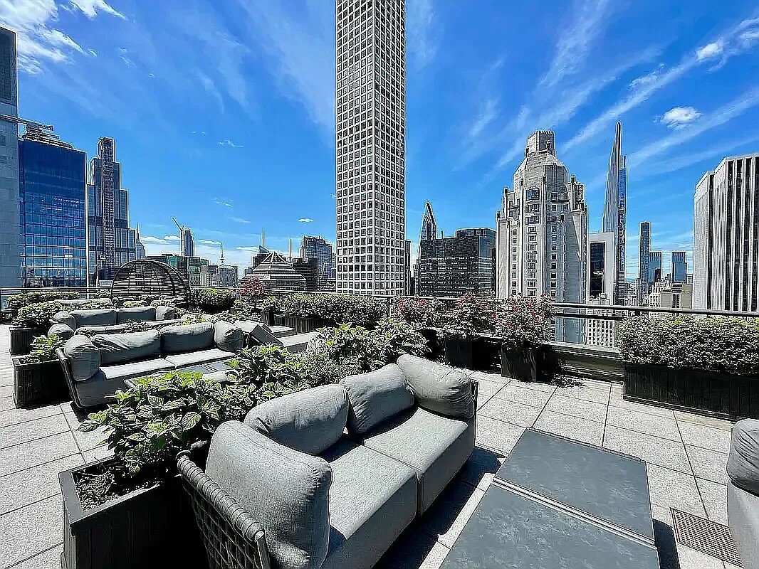 #10 photo, New York City, Midtown East , NY 10022