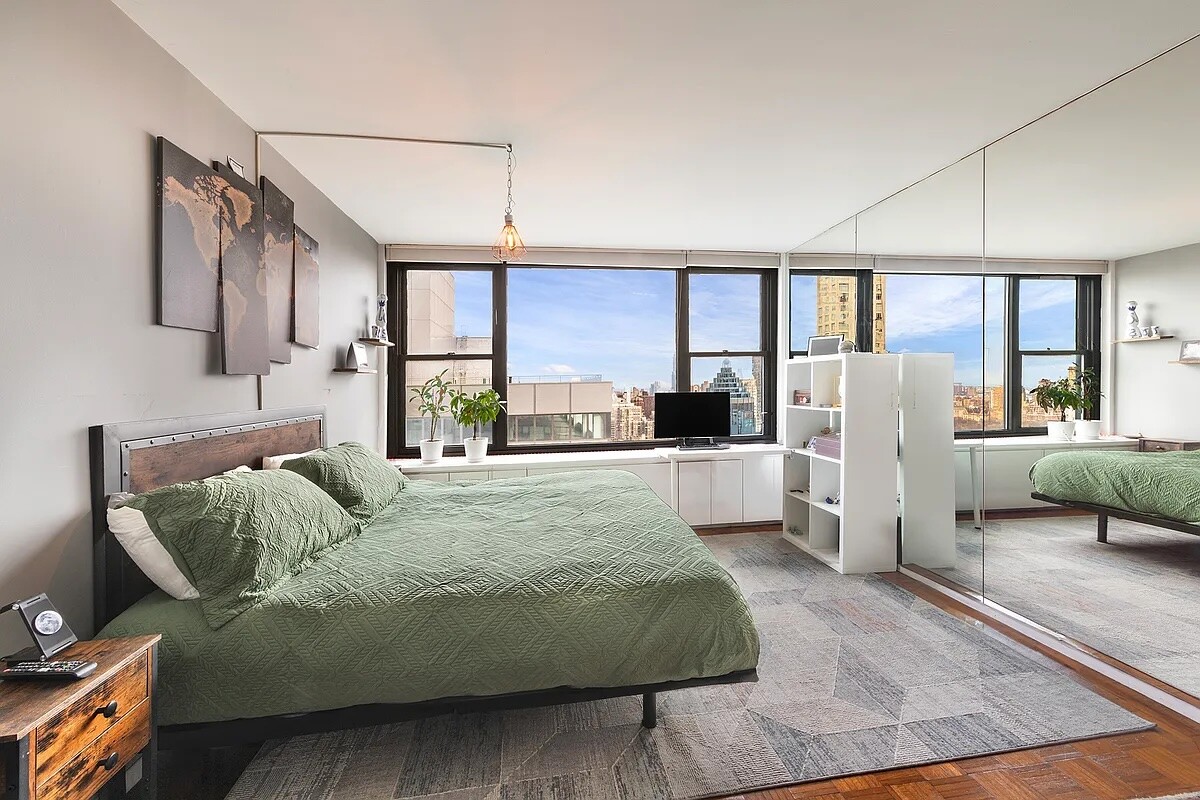 #4 photo, New York City, Midtown East , NY 10022