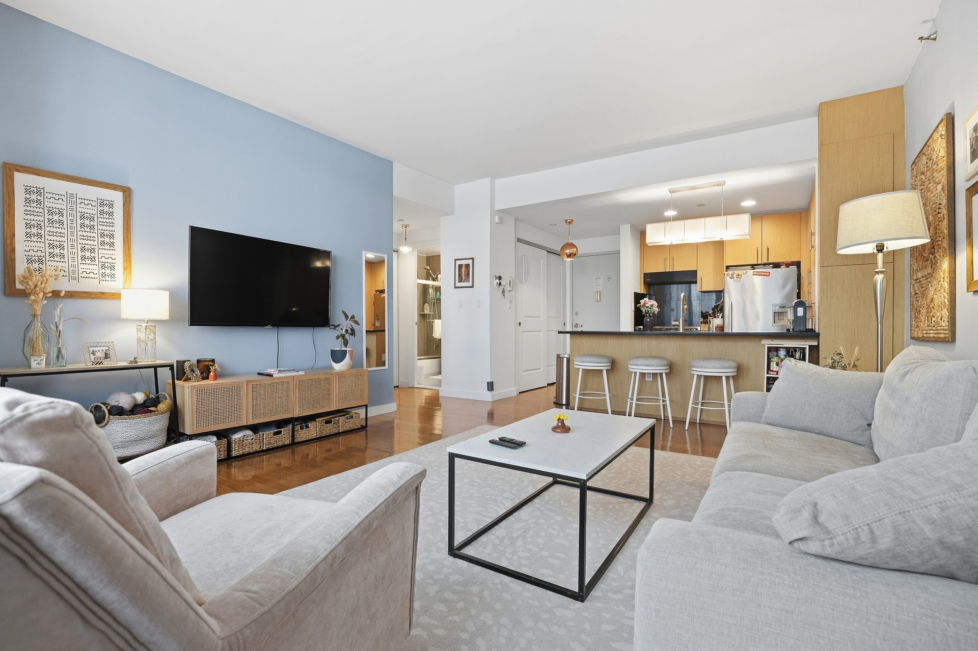 #5 photo, 5-49 Borden Avenue, Long Island City , NY 11101