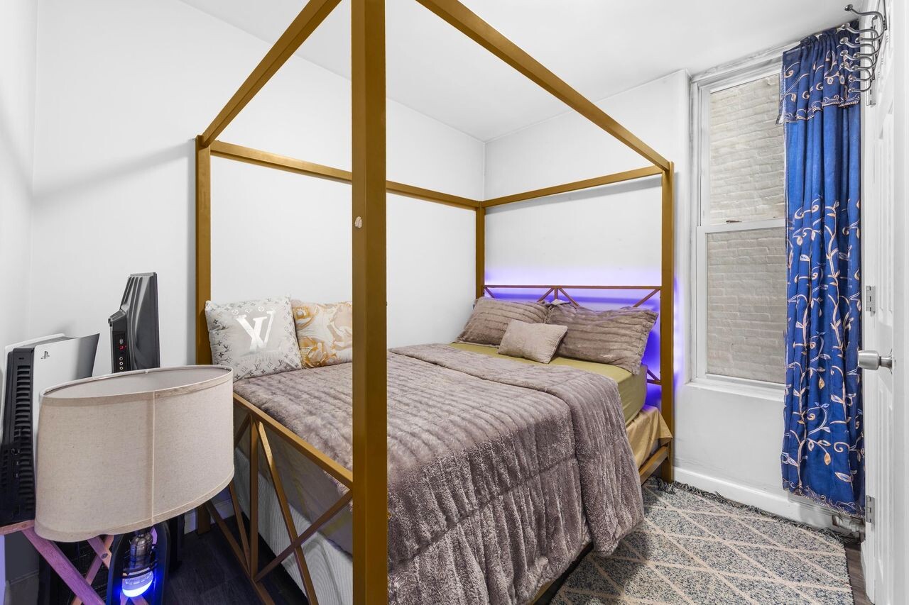 #10 photo, 1070 GRANT Avenue, Concourse Village , NY 10456