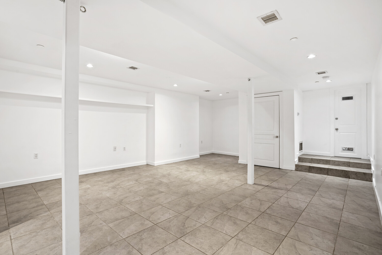 #14 photo, 5 W 120TH Street, South Harlem , NY 10027