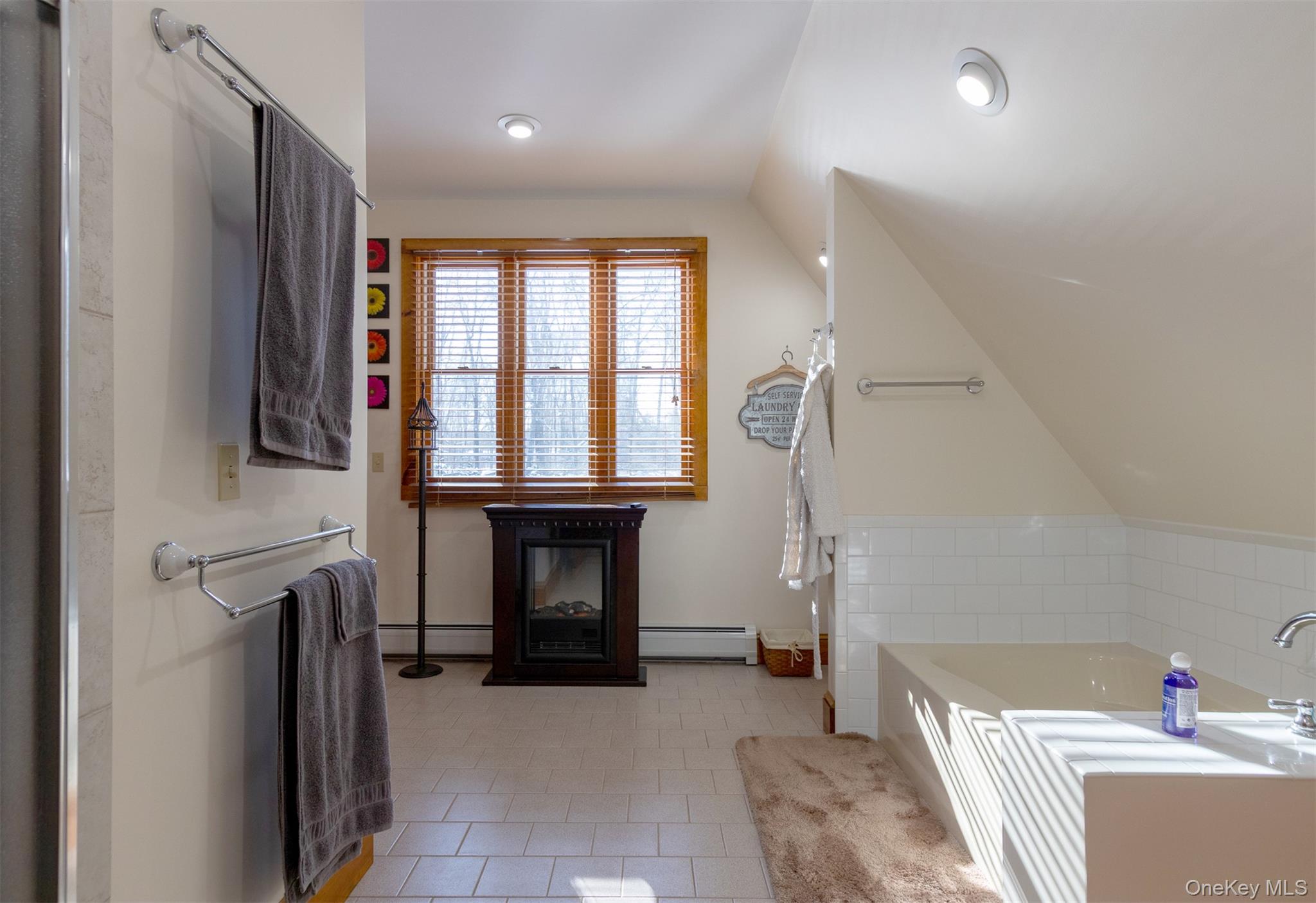 #18 photo, 70 Camp Drive, Rhinebeck , NY 12572