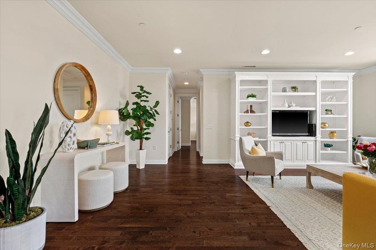 #10 photo, 1 Christie Place, Scarsdale , NY 10583