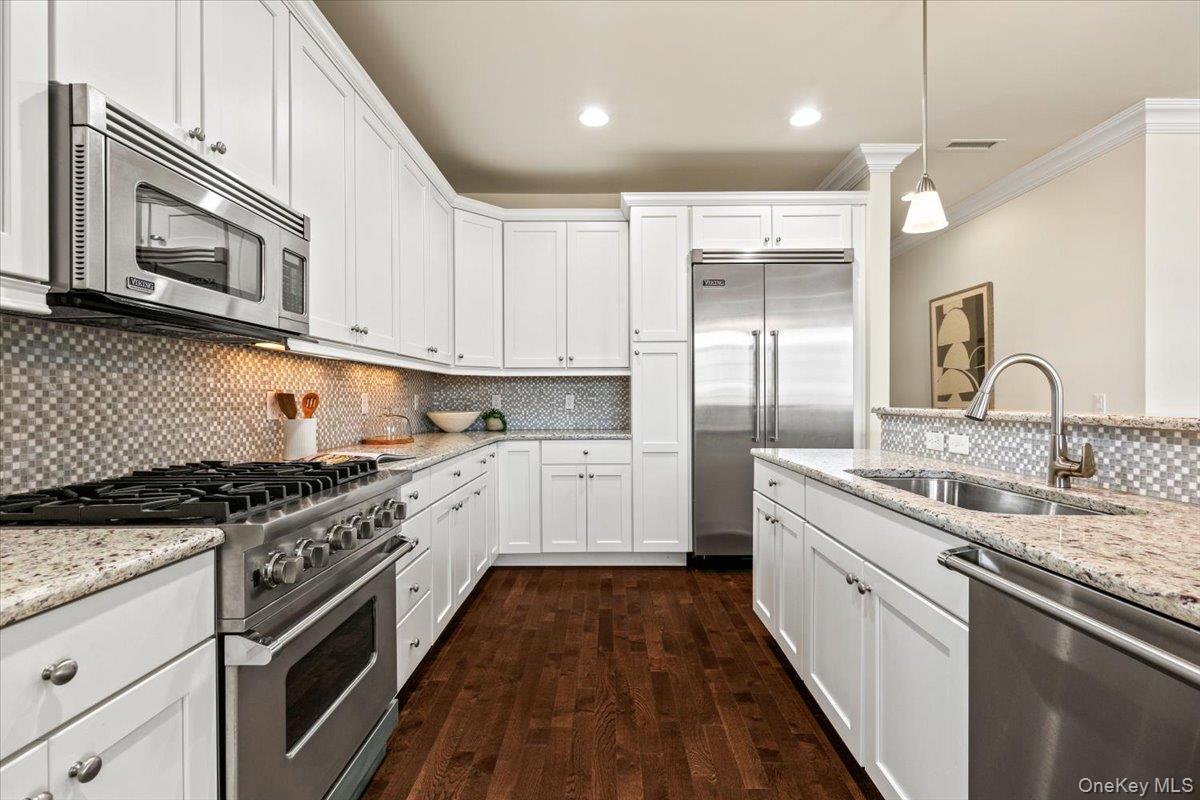 #6 photo, 1 Christie Place, Scarsdale , NY 10583