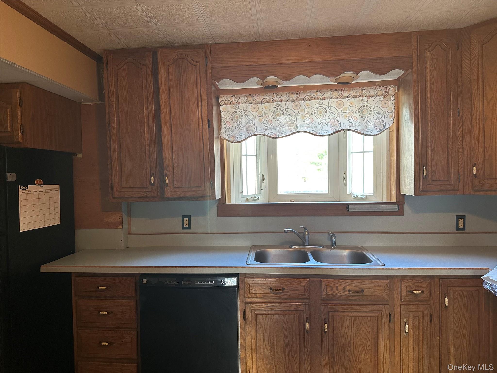 #10 photo, 172 Main Street, Gardiner , NY 12525