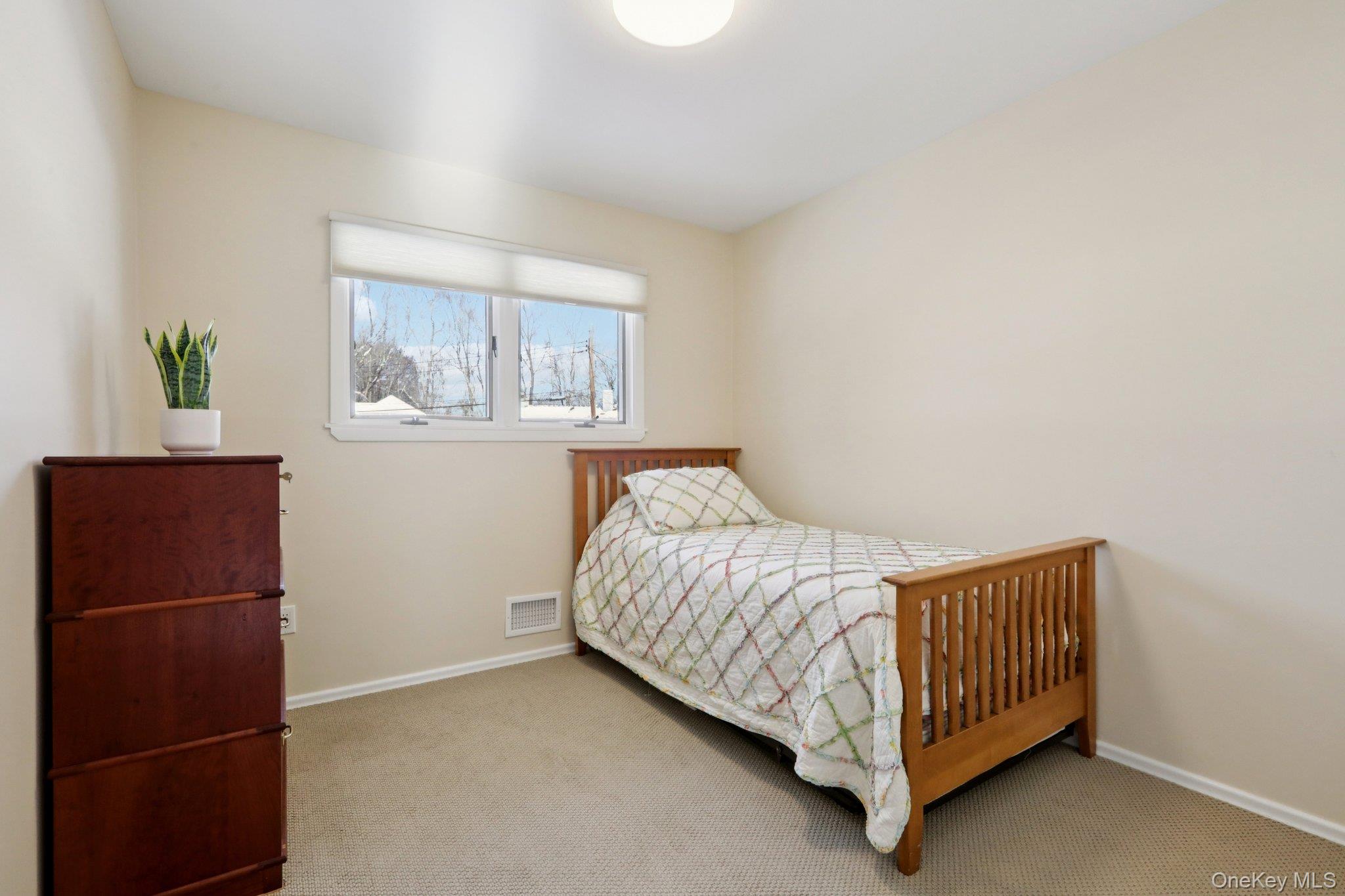 #12 photo, 32 Allan Lane, Mount Kisco , NY 10549