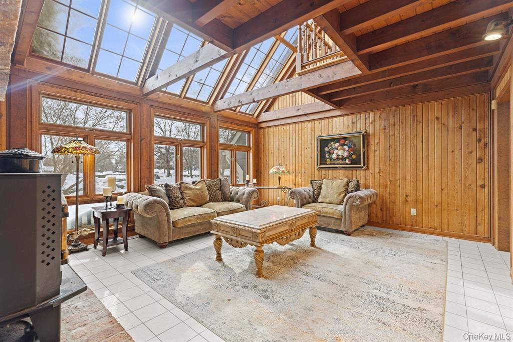 #13 photo, 35 Daveport Farm Ln East, Call Listing Agent , CT 06903