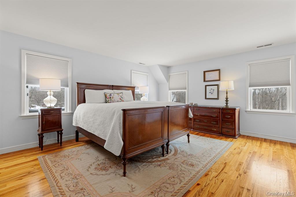 #16 photo, 35 Daveport Farm Ln East, Call Listing Agent , CT 06903