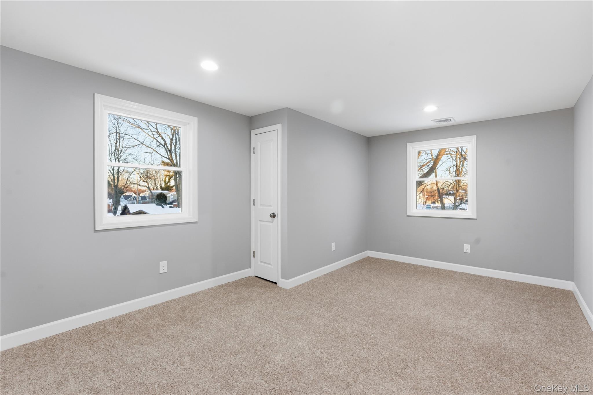 #18 photo, 1395 Gardiner Drive, Bay Shore , NY 11706