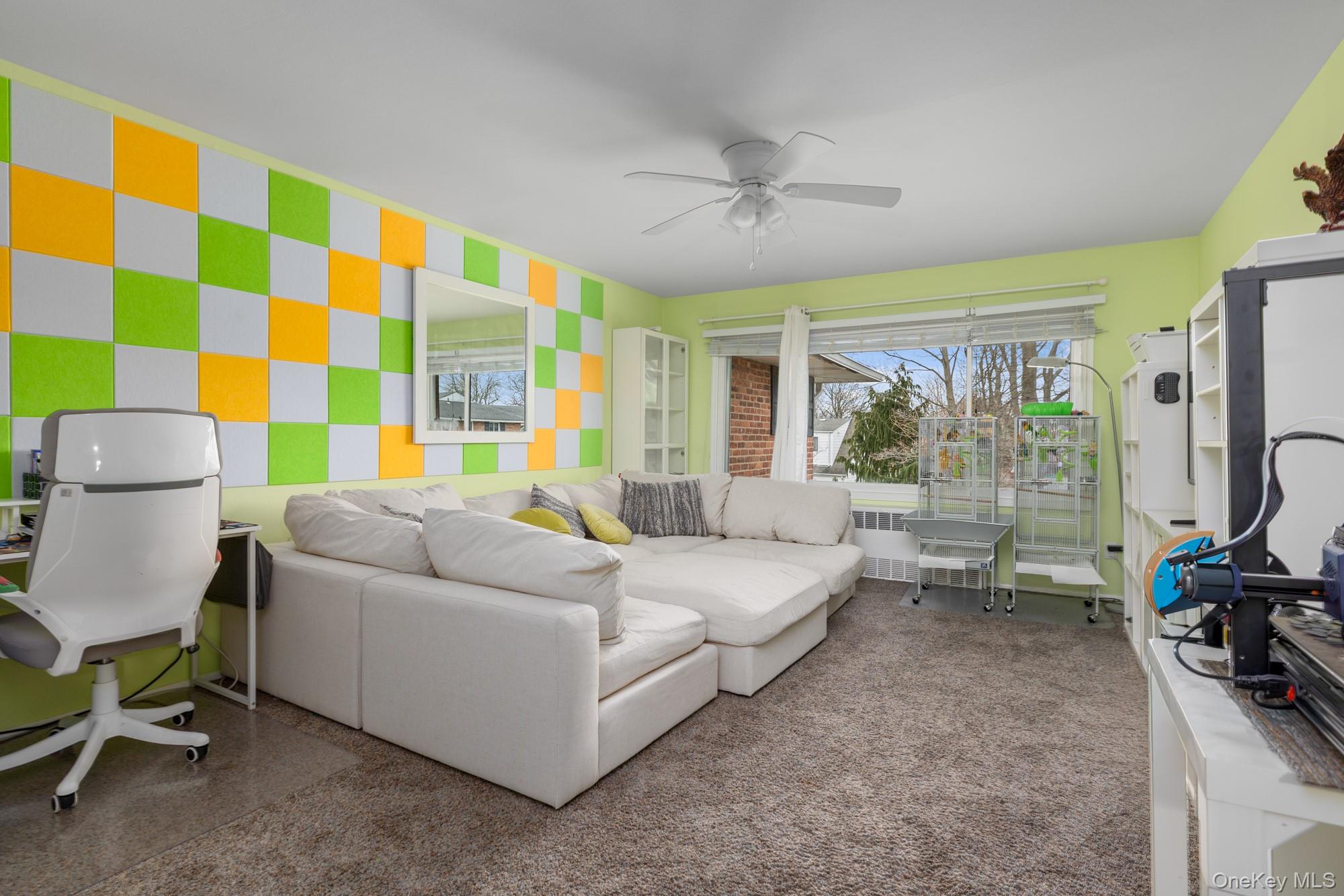 #4 photo, 285 Edmunton, North Babylon , NY 11703