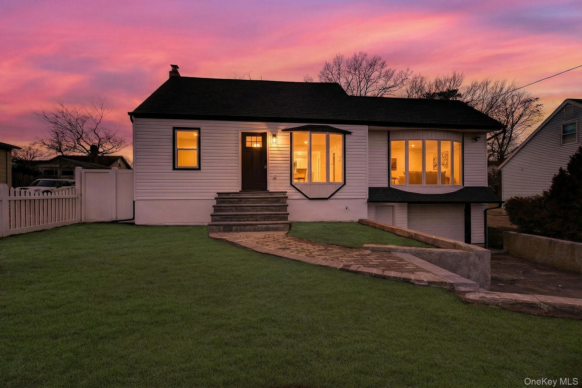 #4 photo, 52 S 21st Street, Wyandanch , NY 11798