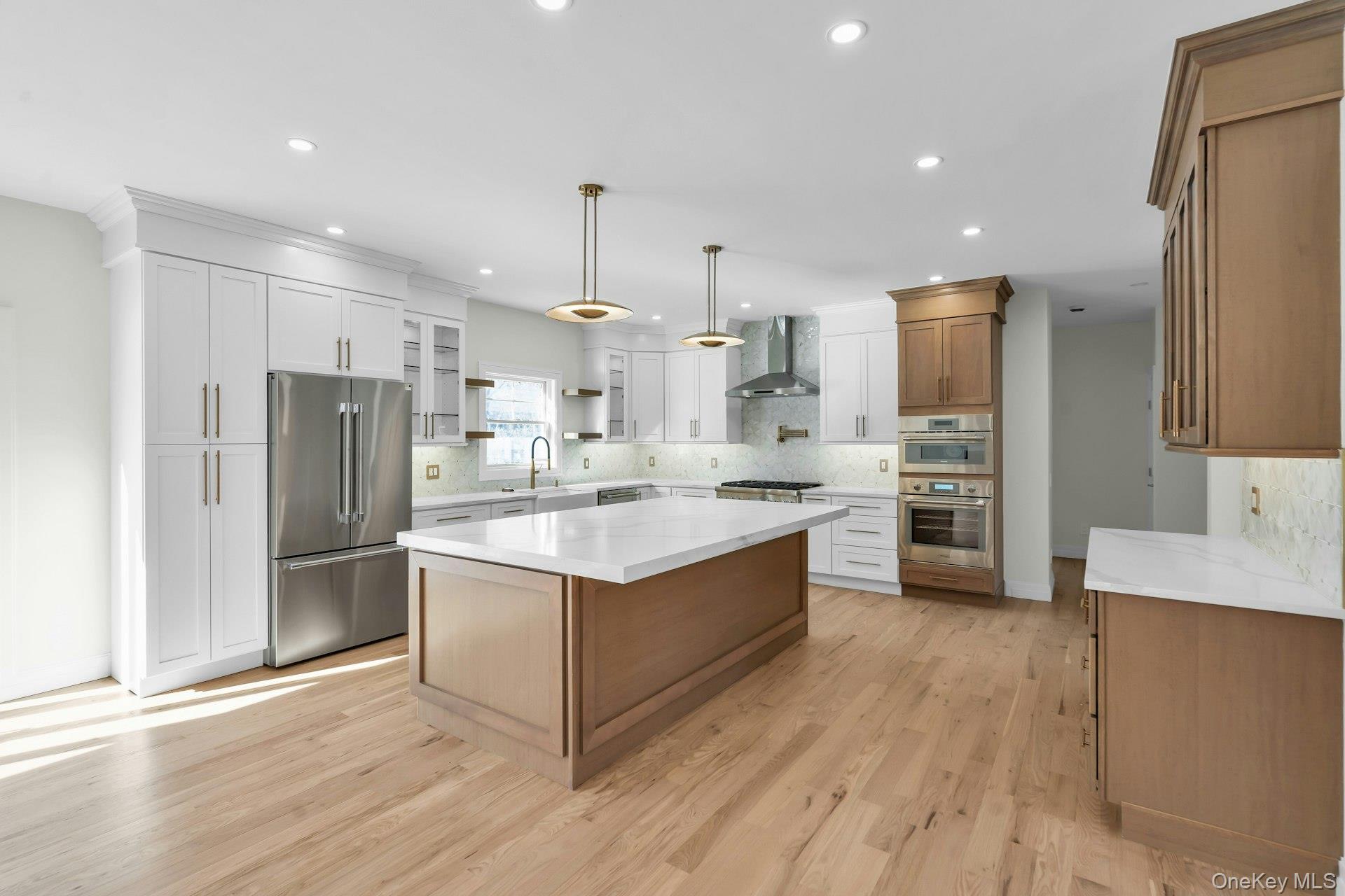 #10 photo, 3 Carmine Court, Commack , NY 11725