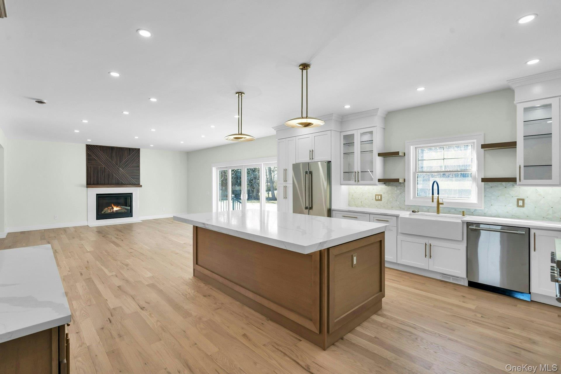 #11 photo, 3 Carmine Court, Commack , NY 11725