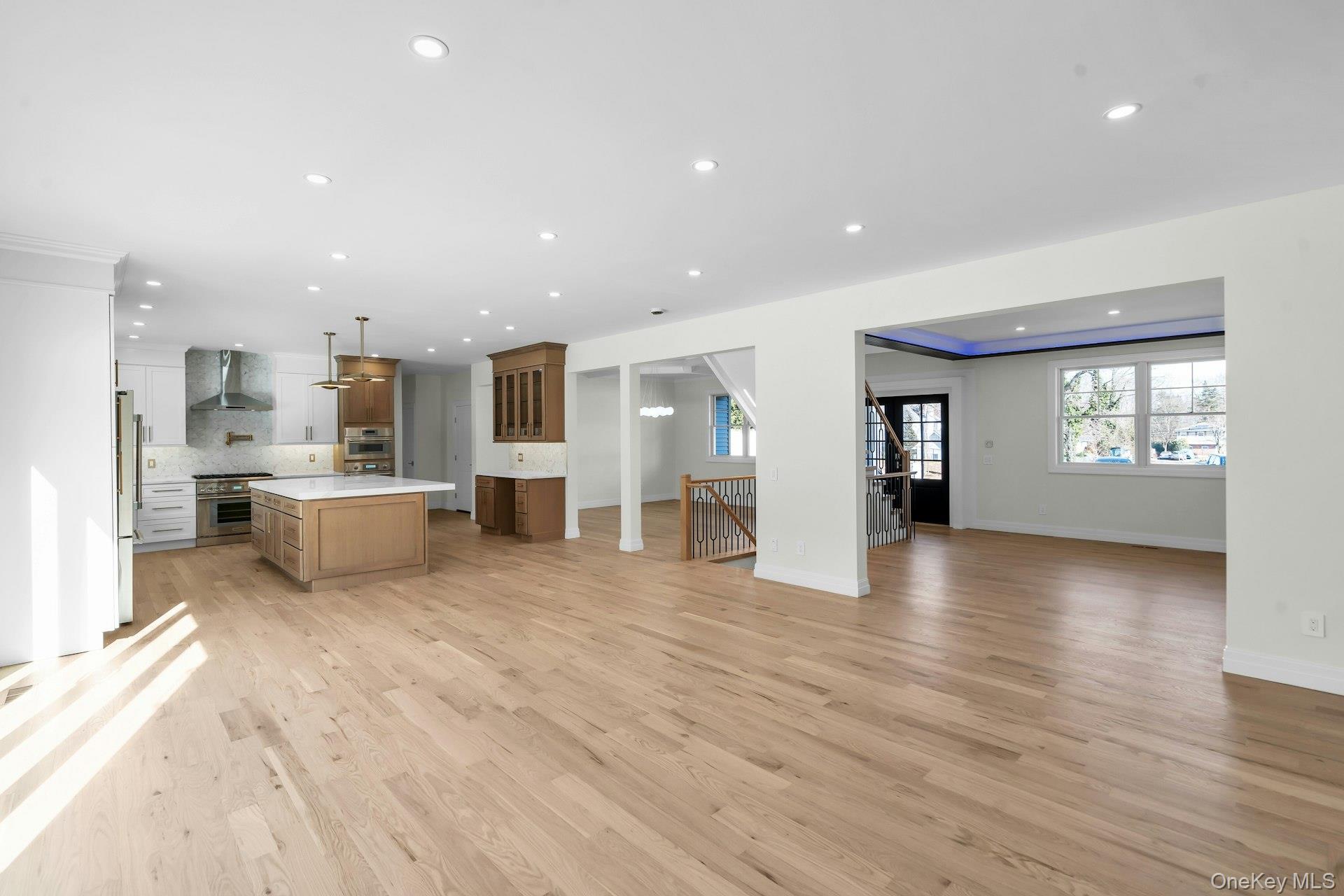 #13 photo, 3 Carmine Court, Commack , NY 11725