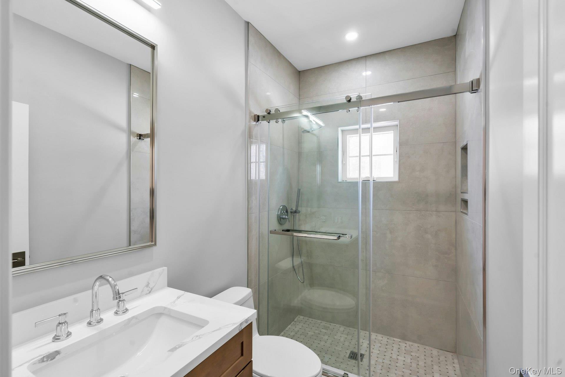 #16 photo, 3 Carmine Court, Commack , NY 11725