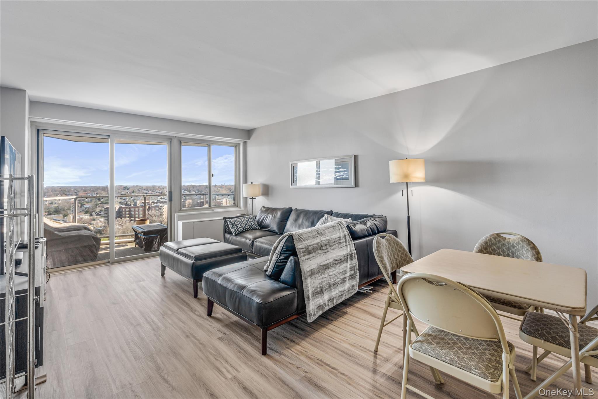 #6 photo, 18-15 215th Street, Bayside , NY 11360