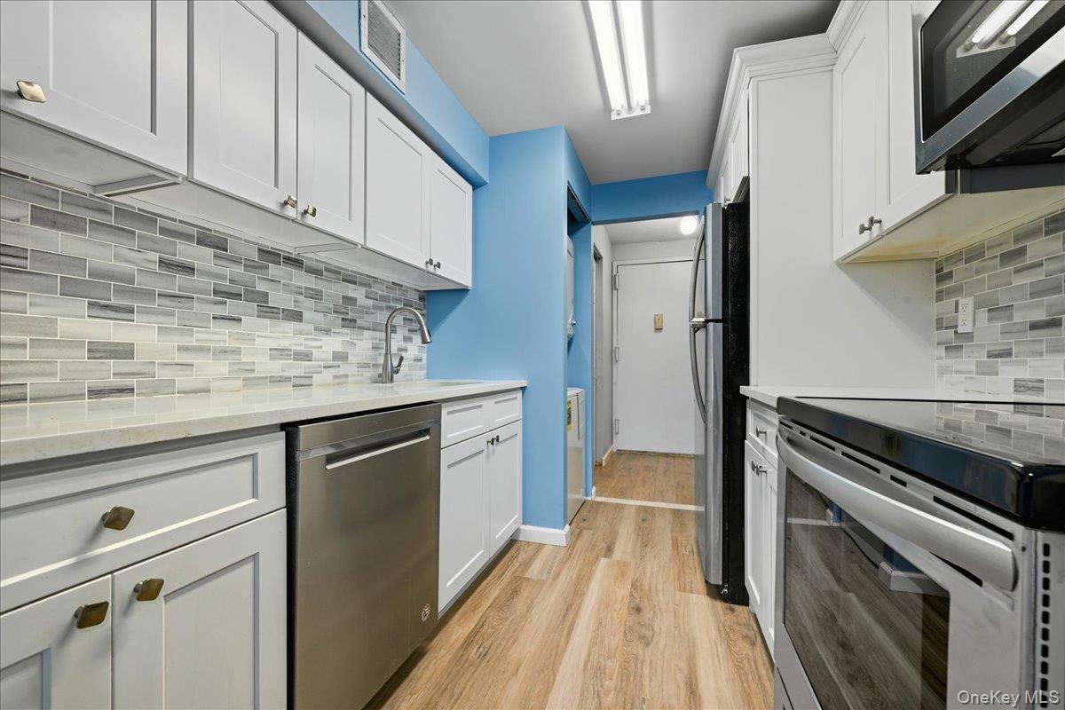 #15 photo, 235 W Park Avenue, Long Beach , NY 11561