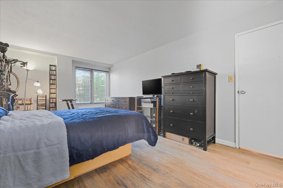 #18 photo, 235 W Park Avenue, Long Beach , NY 11561