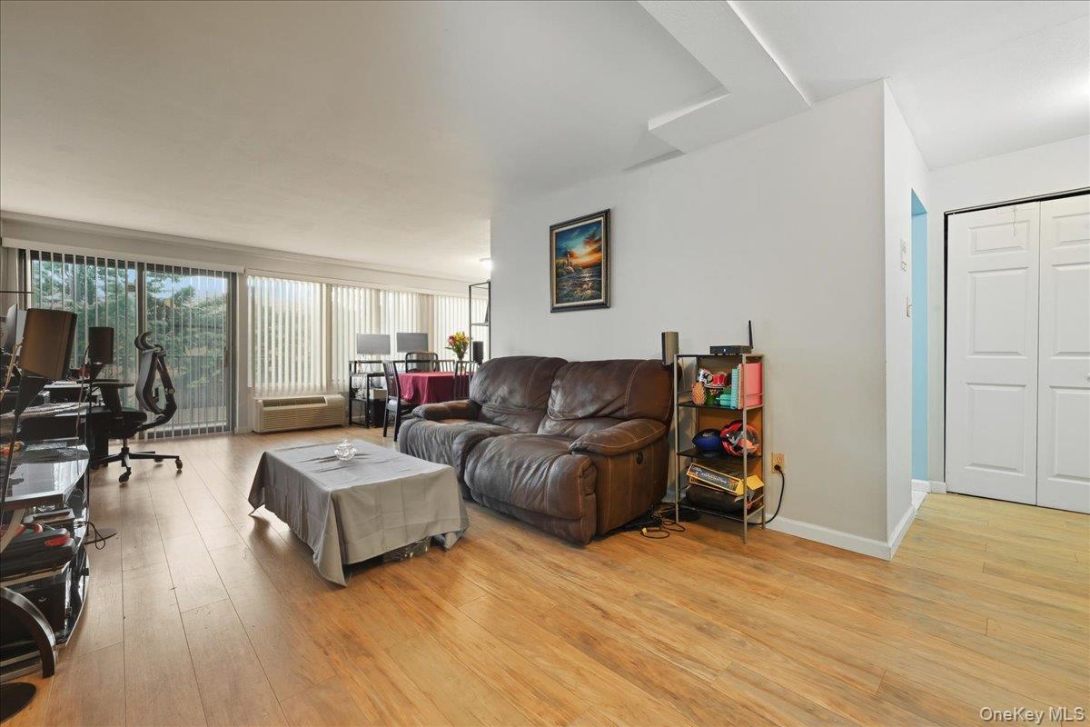 #4 photo, 235 W Park Avenue, Long Beach , NY 11561