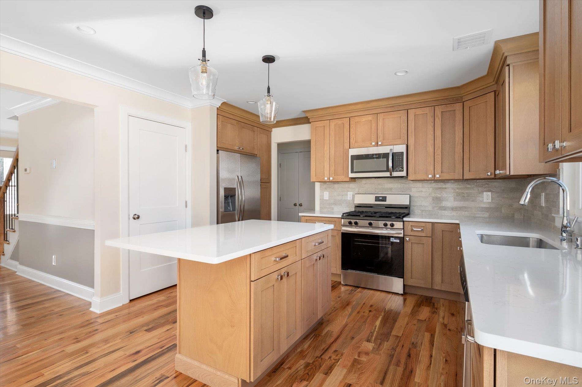 #6 photo, 43 Shirley Lane, Medford , NY 11763