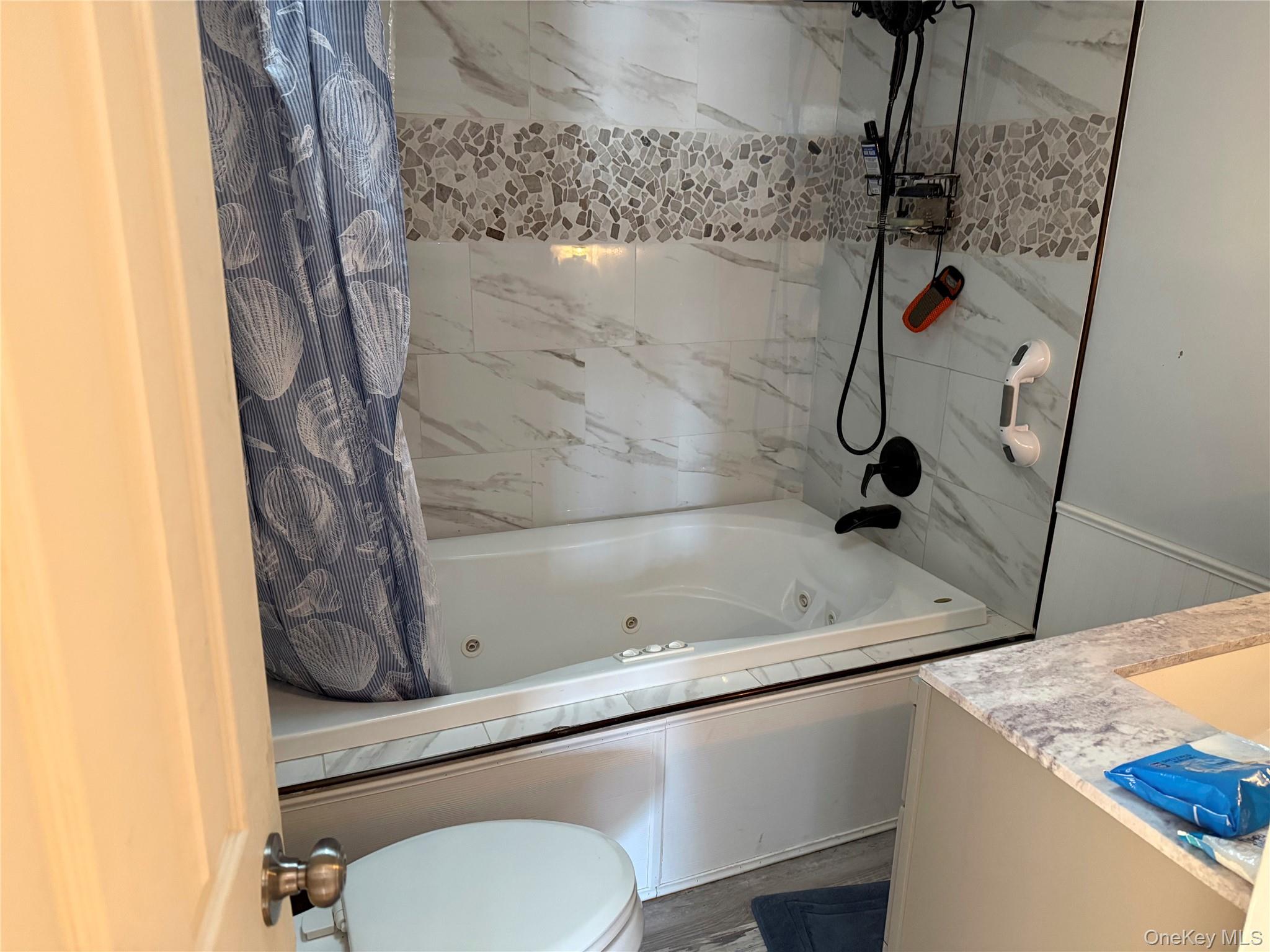 #7 photo, 150 Wavecrest Drive, Mastic Beach , NY 11951