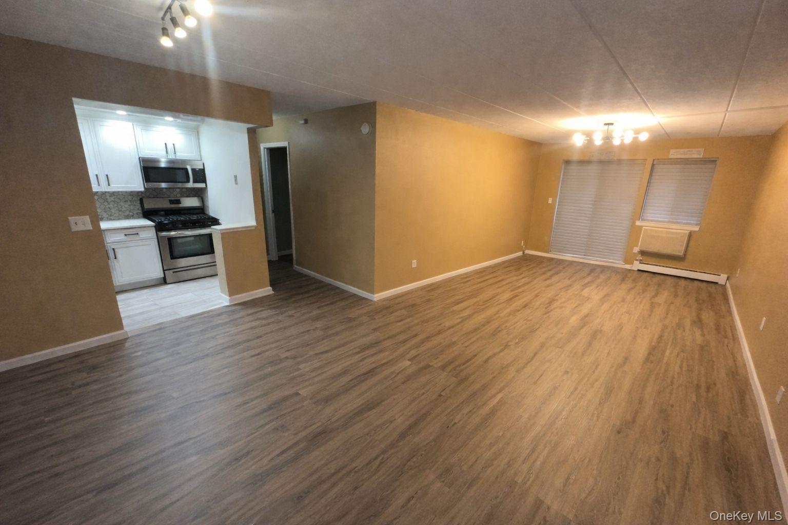 #11 photo, 61-12 69th Street, Middle Village , NY 11379