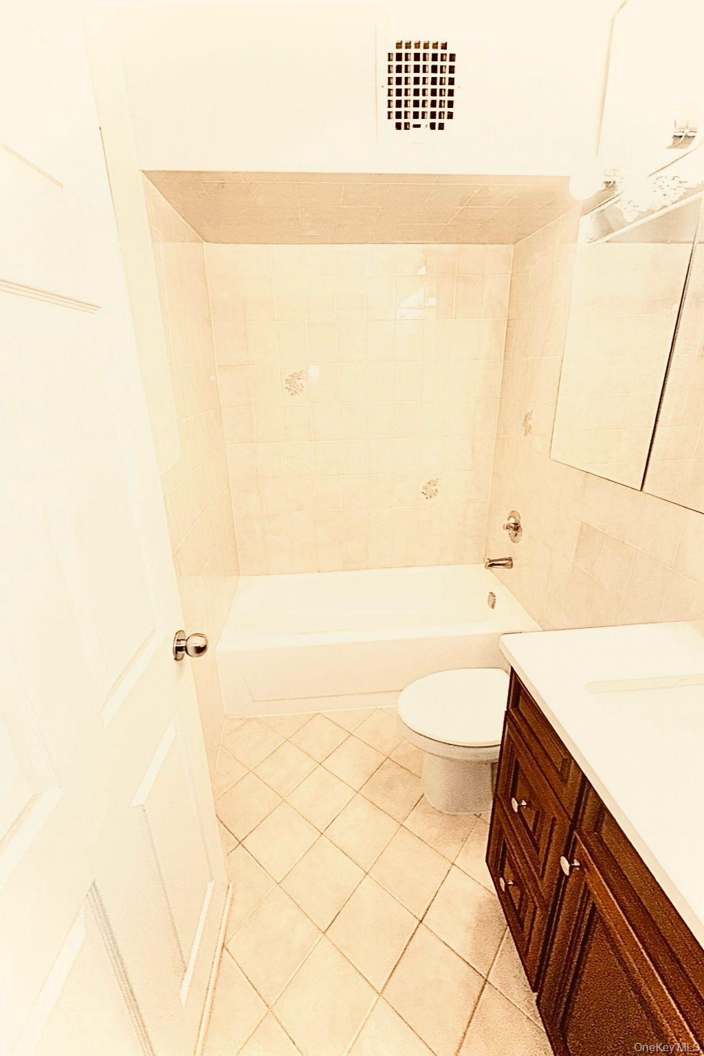 #15 photo, 61-12 69th Street, Middle Village , NY 11379