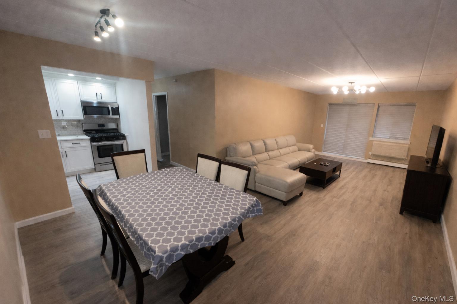 #8 photo, 61-12 69th Street, Middle Village , NY 11379