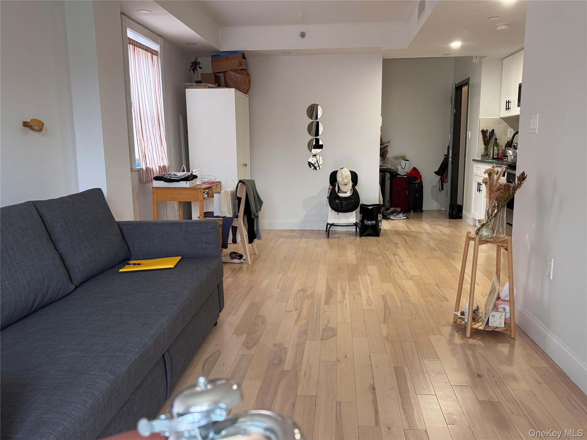 #4 photo, 105-25 65th Rd, Forest Hills , NY 11375