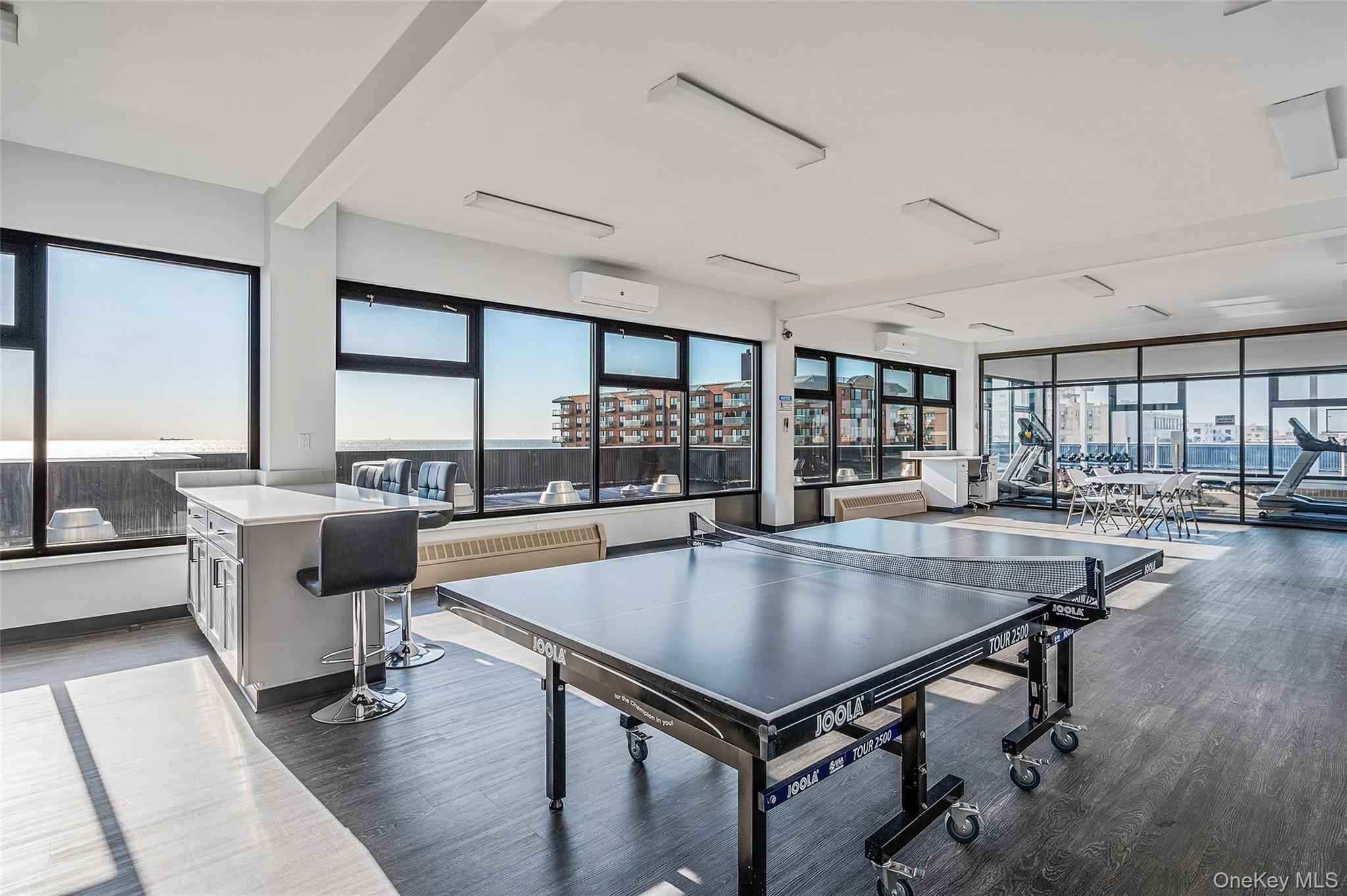 #20 photo, 1 E. Broadway, Long Beach , NY 11561