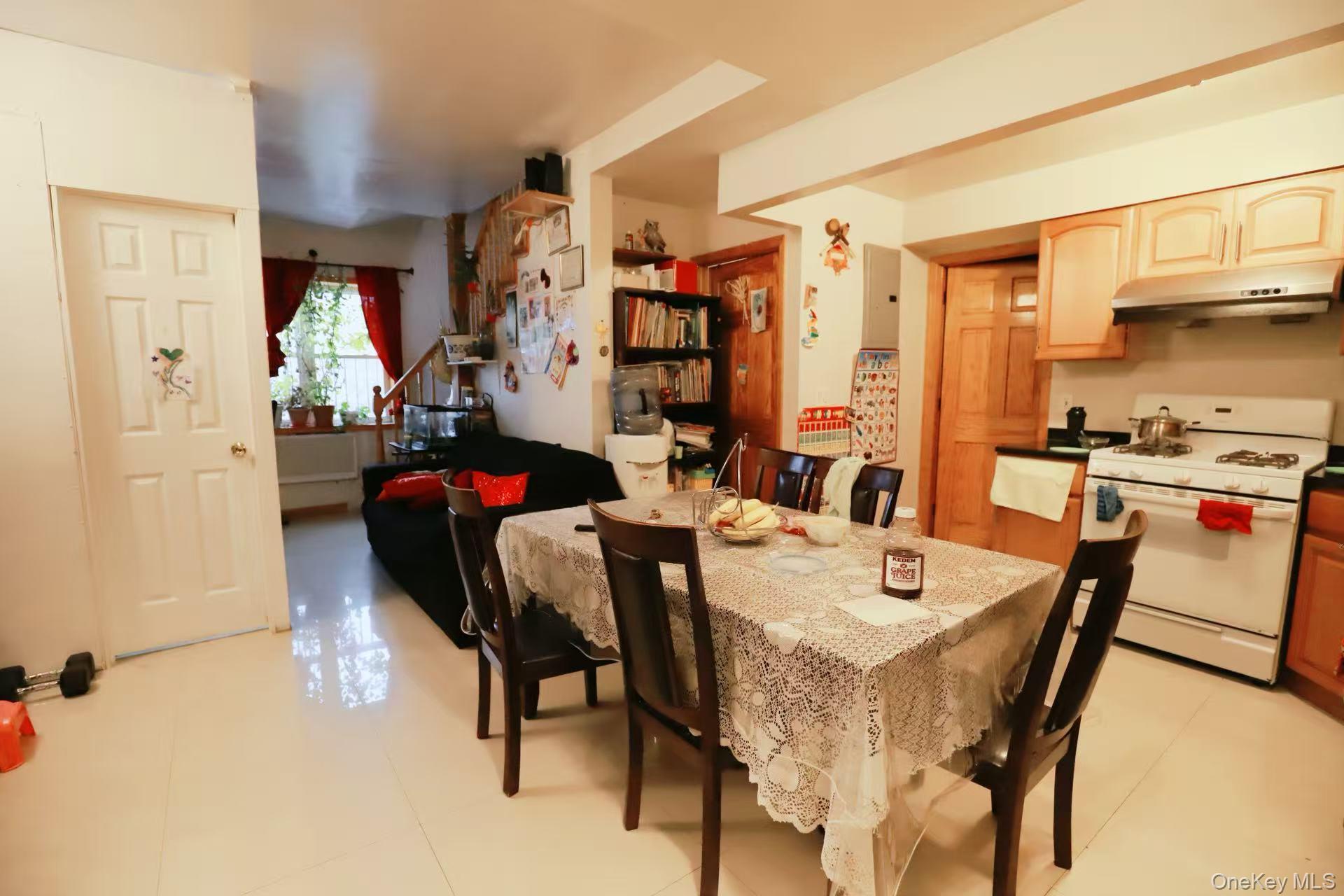 #5 photo, 37-31 103rd Street, Corona , NY 11368