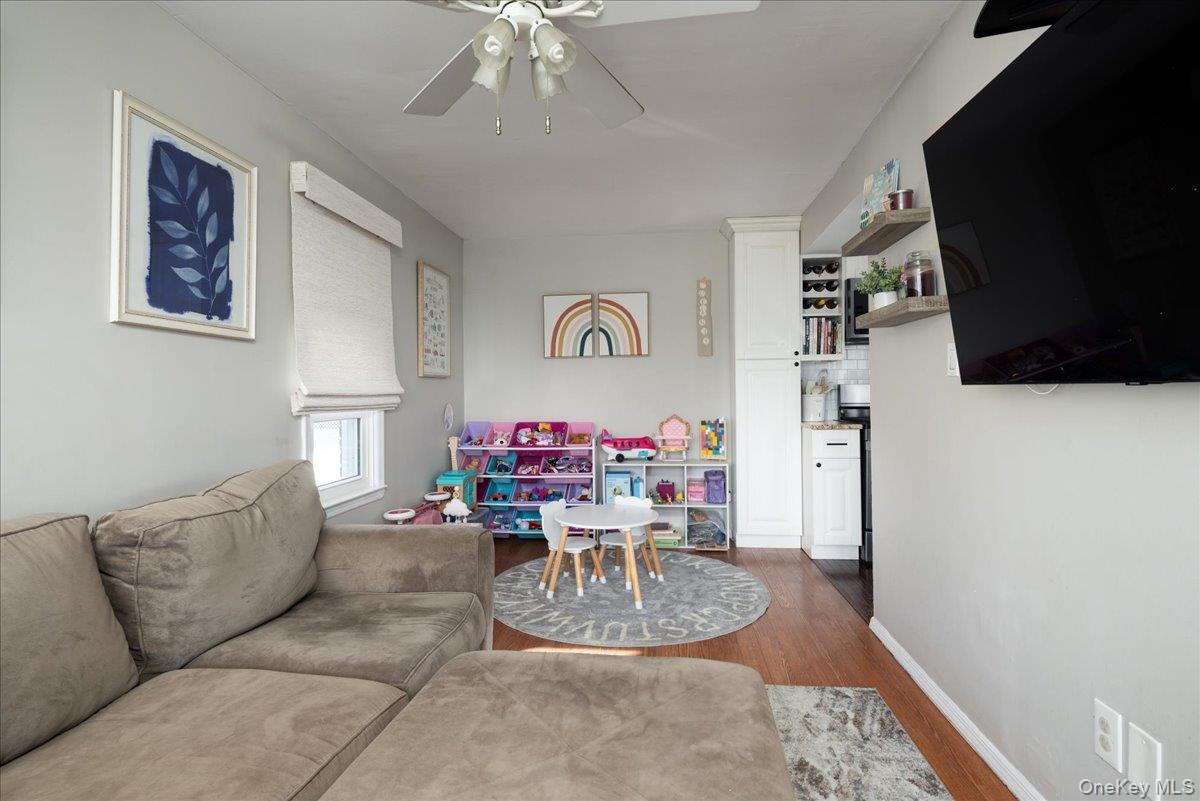 #16 photo, 3195 Nantucket Lane, Oceanside , NY 11572