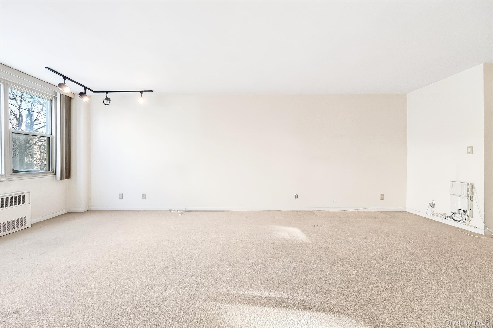 #13 photo, 12 Old Mamaroneck Road, White Plains , NY 10605