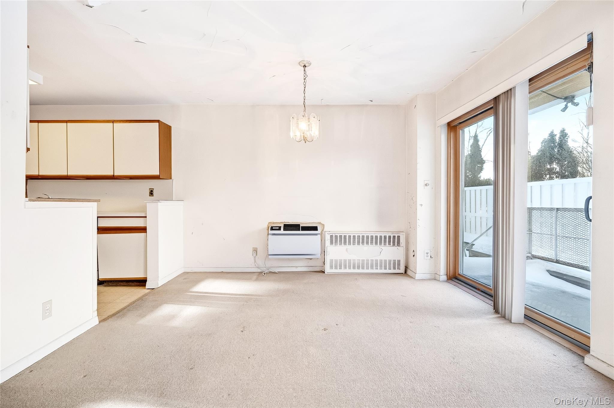 #15 photo, 12 Old Mamaroneck Road, White Plains , NY 10605