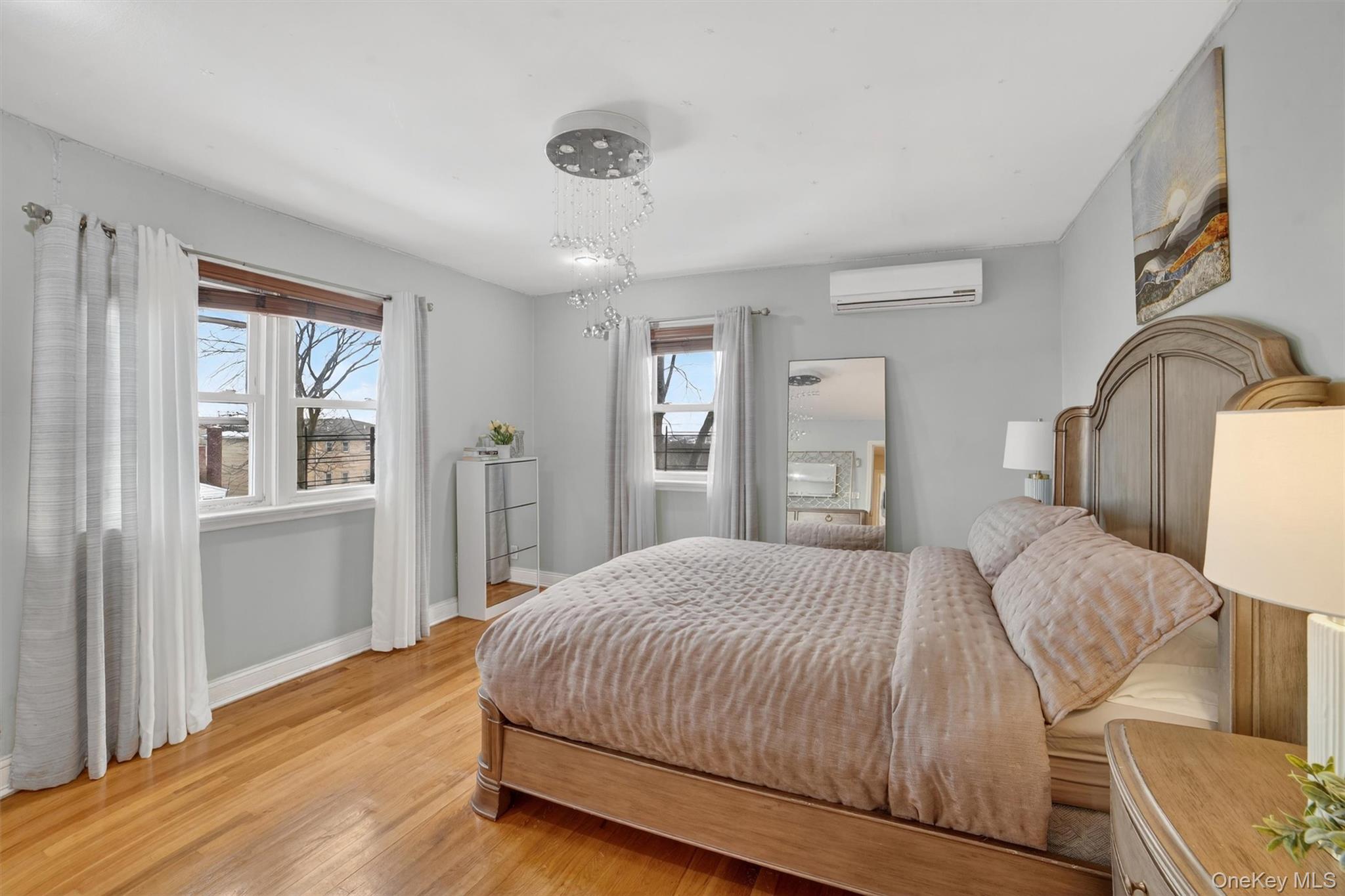 #12 photo, 135 Midland Terrace, Yonkers , NY 10704