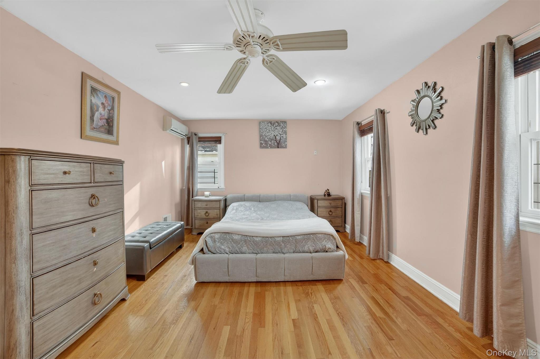 #14 photo, 135 Midland Terrace, Yonkers , NY 10704